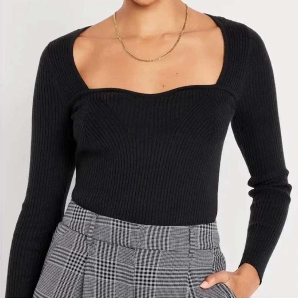 🖤OLD NAVY Sweetheart Neckline Fitted Rib Knit Sweater